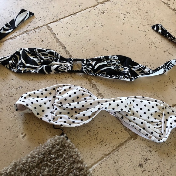 Bathing suits - Picture 5 of 8